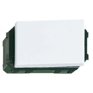 Công Tắc Panasonic WEG5004KSW Dòng Wide Đảo Chiều