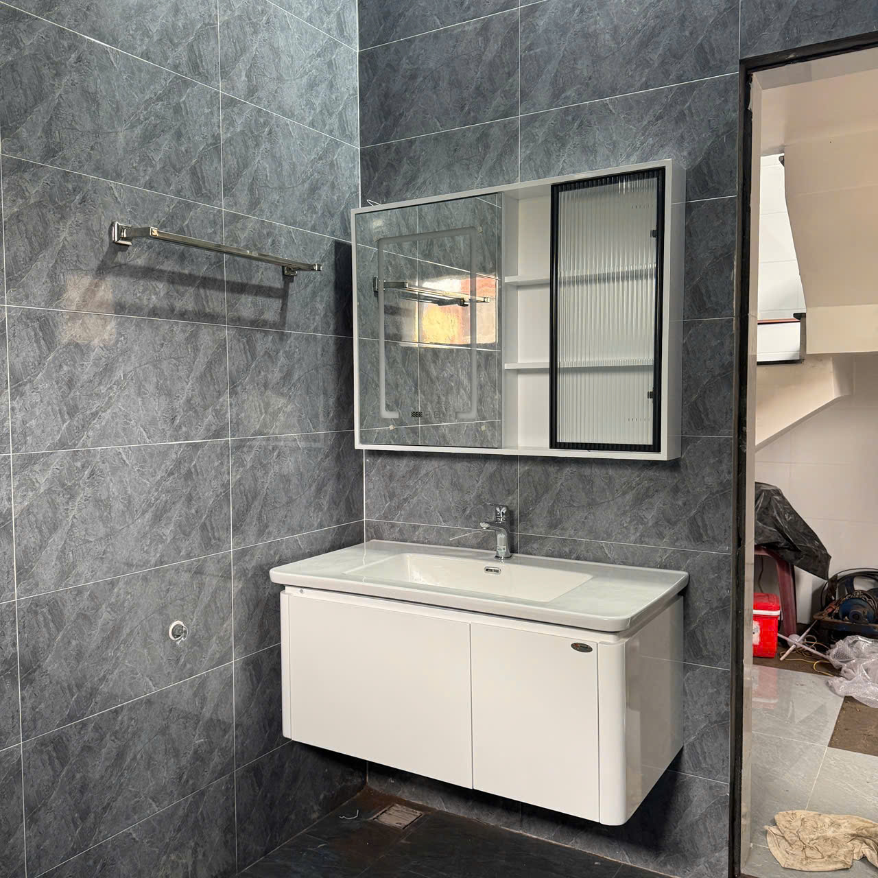 Lavabo American Standard thiết kế hiện đại và tiện dụng